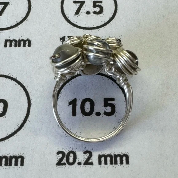 Silver ring - Picture 4 of 6